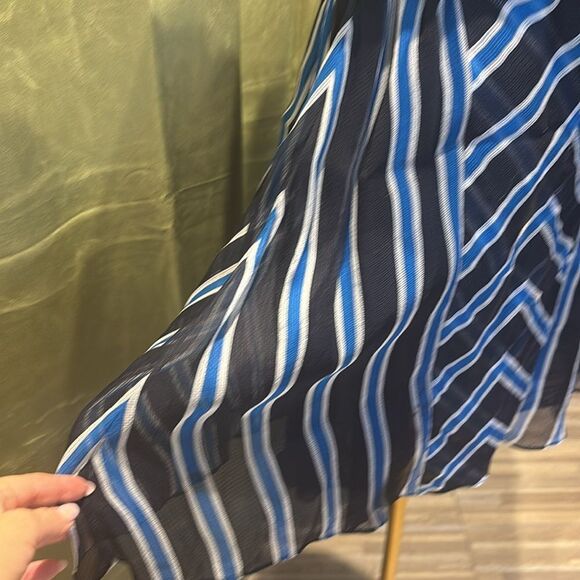 Fendi Elegant Striped Cold Shoulder mini Dress, US4 - Picture 5 of 11